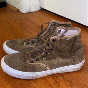 Suede Hightop Vans